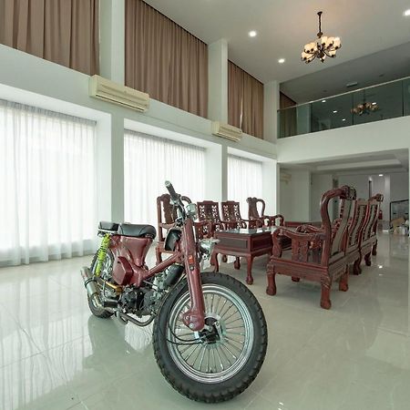 Oyo 90337 Sungai Rengit City Resort 3 Pengerang Dış mekan fotoğraf