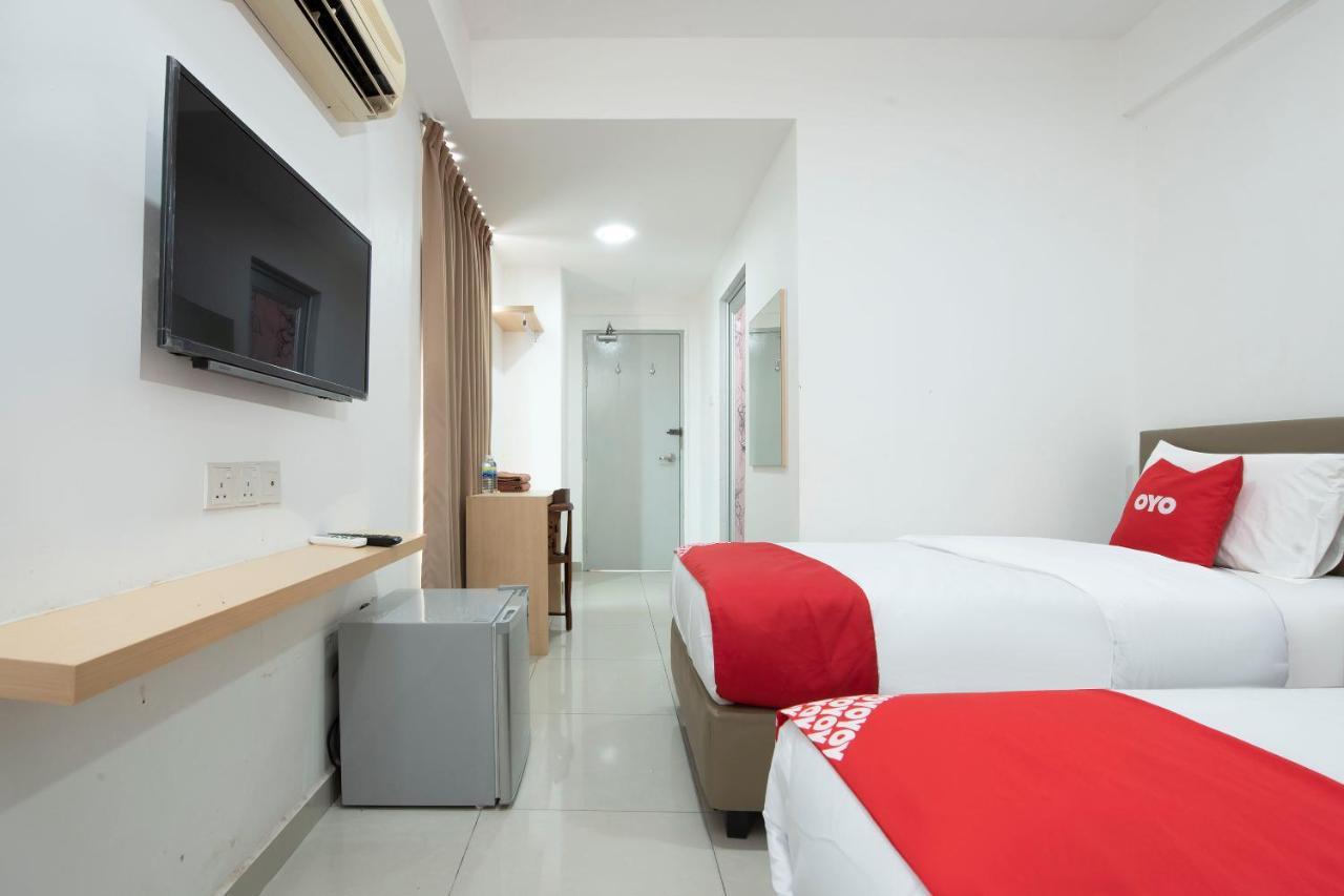 Oyo 90337 Sungai Rengit City Resort 3 Pengerang Dış mekan fotoğraf