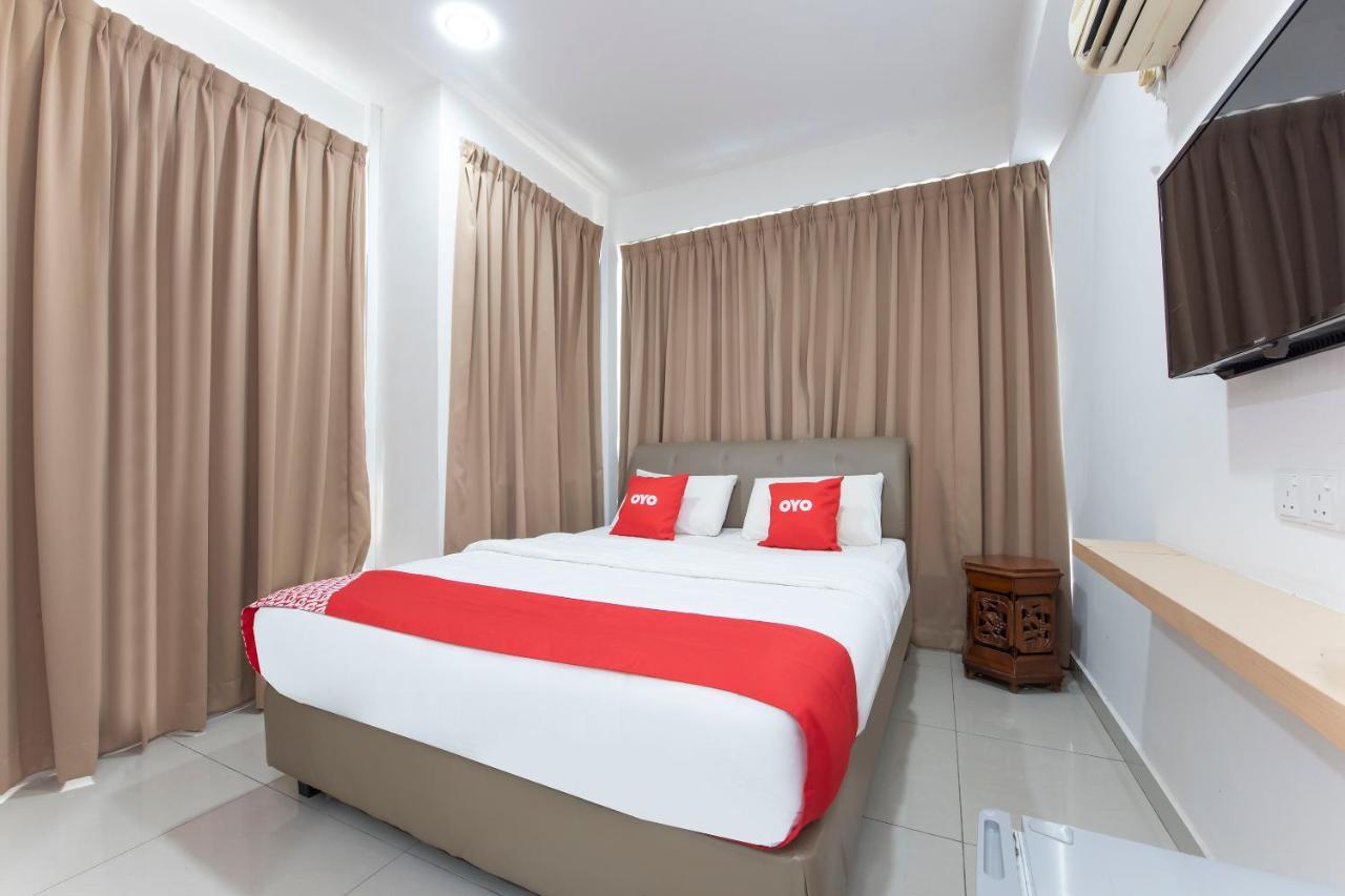 Oyo 90337 Sungai Rengit City Resort 3 Pengerang Dış mekan fotoğraf