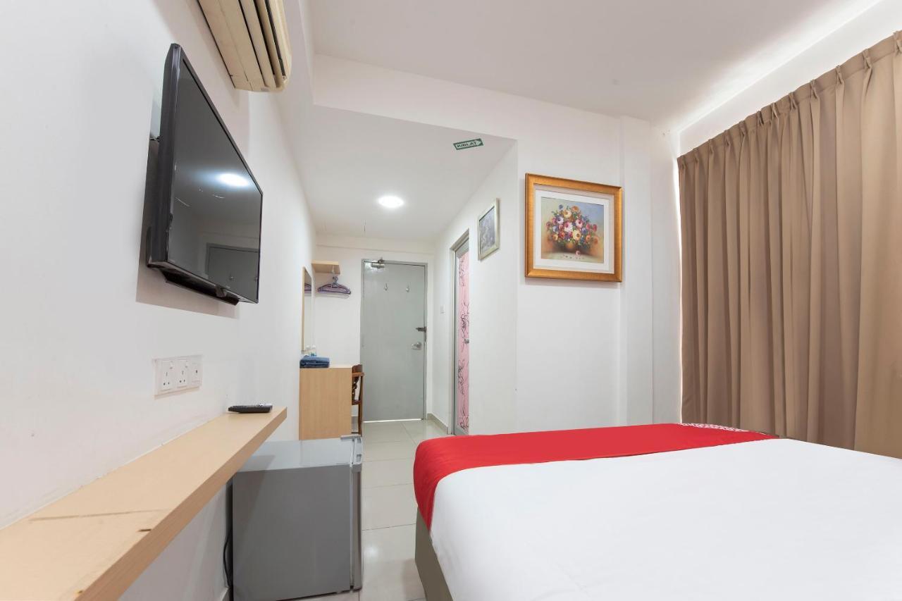 Oyo 90337 Sungai Rengit City Resort 3 Pengerang Dış mekan fotoğraf