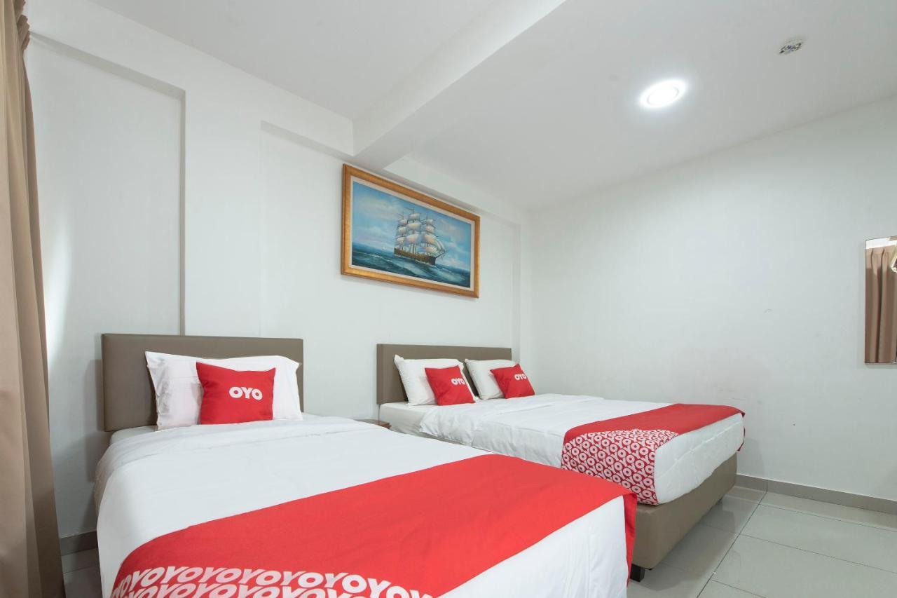 Oyo 90337 Sungai Rengit City Resort 3 Pengerang Dış mekan fotoğraf