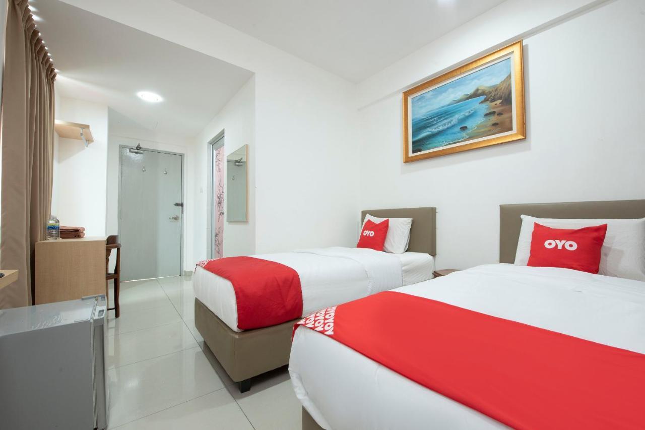 Oyo 90337 Sungai Rengit City Resort 3 Pengerang Dış mekan fotoğraf