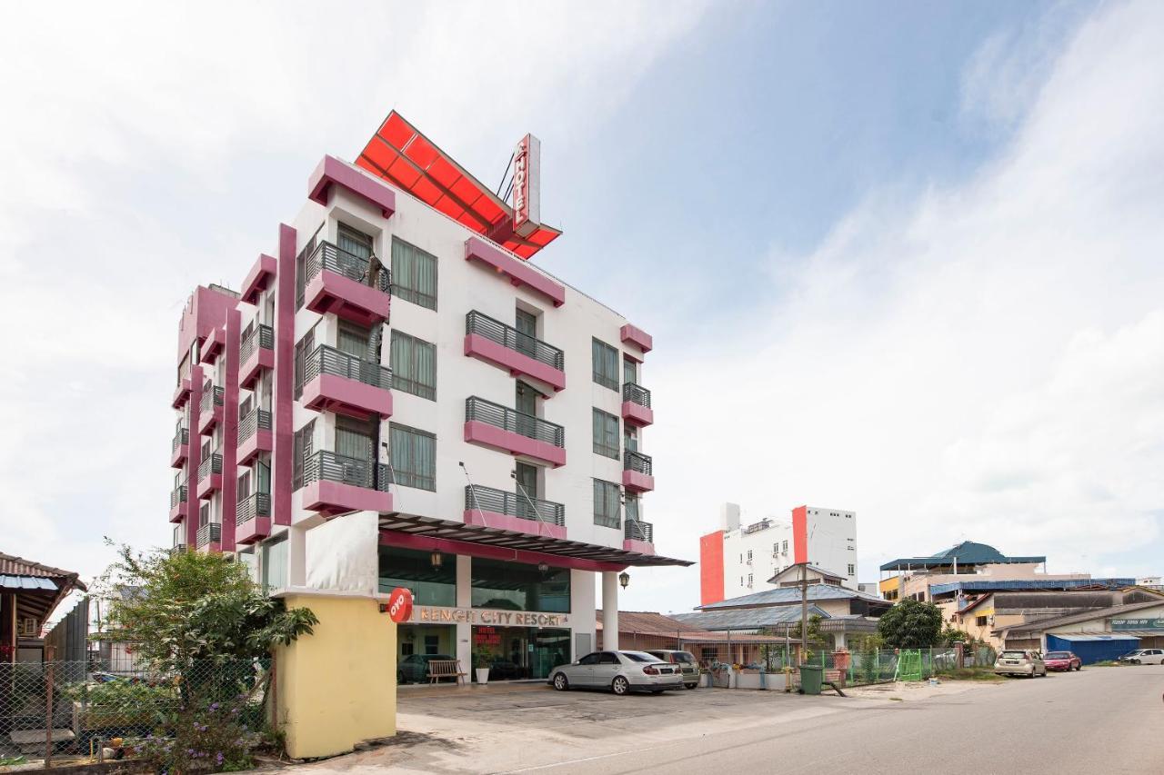 Oyo 90337 Sungai Rengit City Resort 3 Pengerang Dış mekan fotoğraf