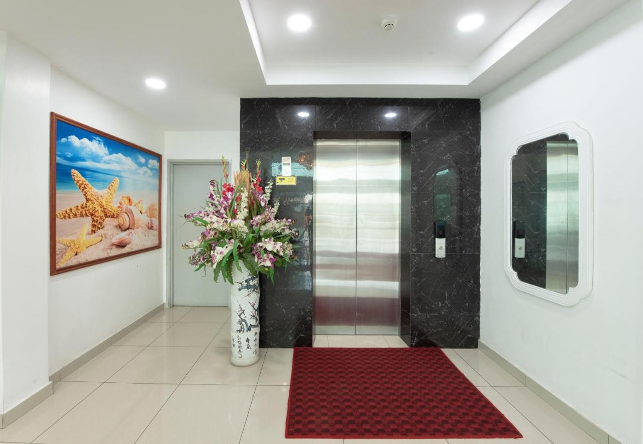 Oyo 90337 Sungai Rengit City Resort 3 Pengerang Dış mekan fotoğraf