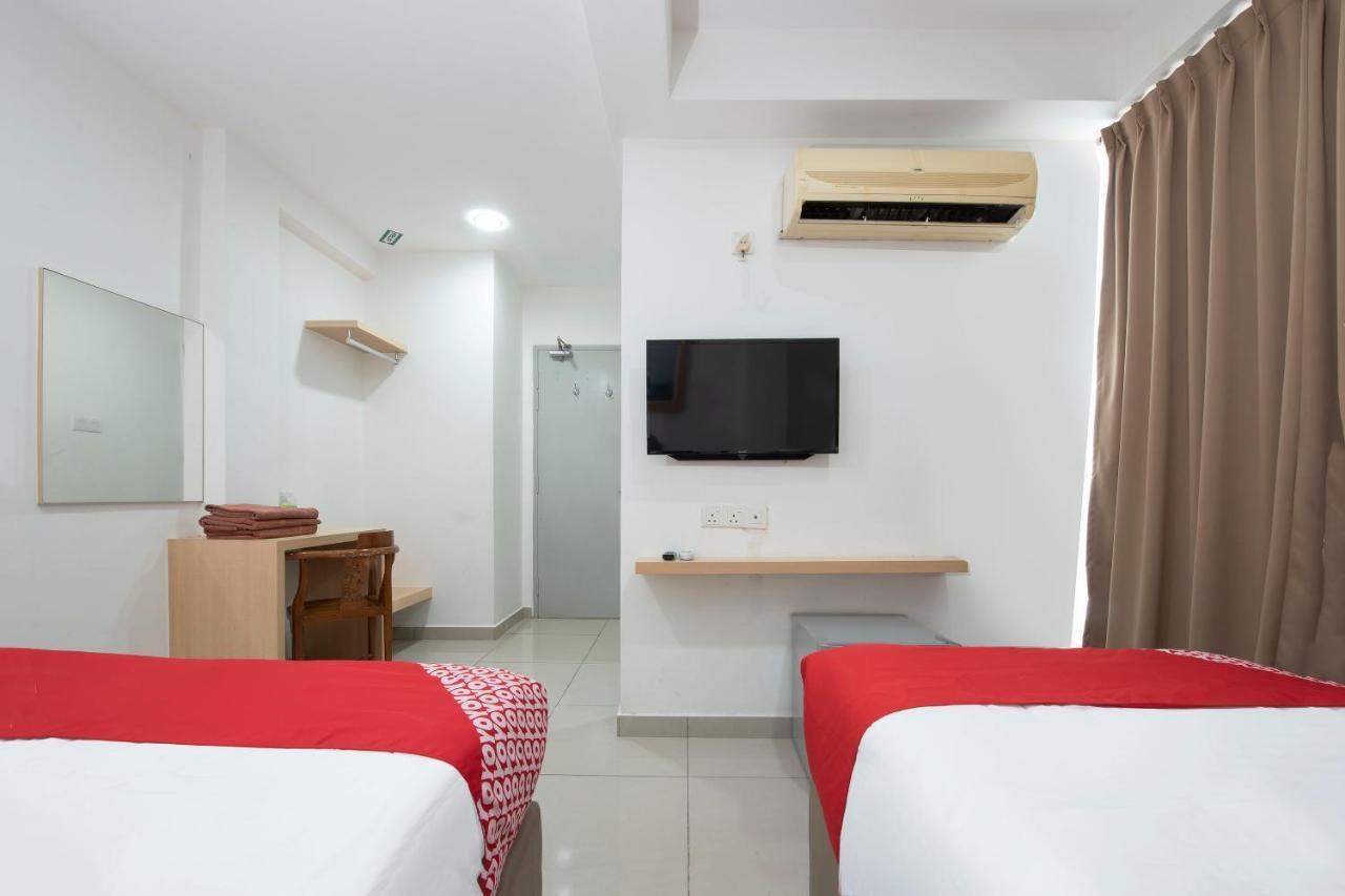 Oyo 90337 Sungai Rengit City Resort 3 Pengerang Dış mekan fotoğraf